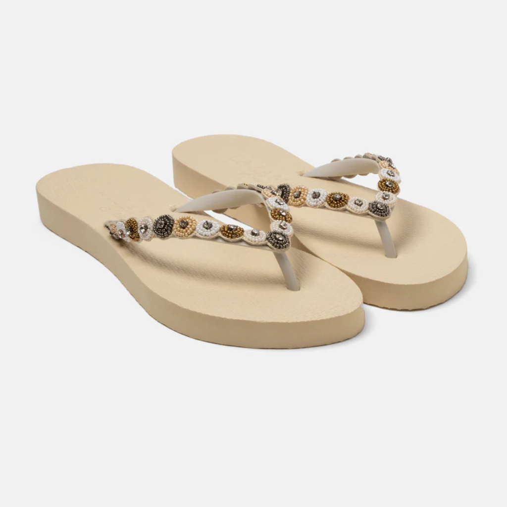 Mallorca off-white beach sandals